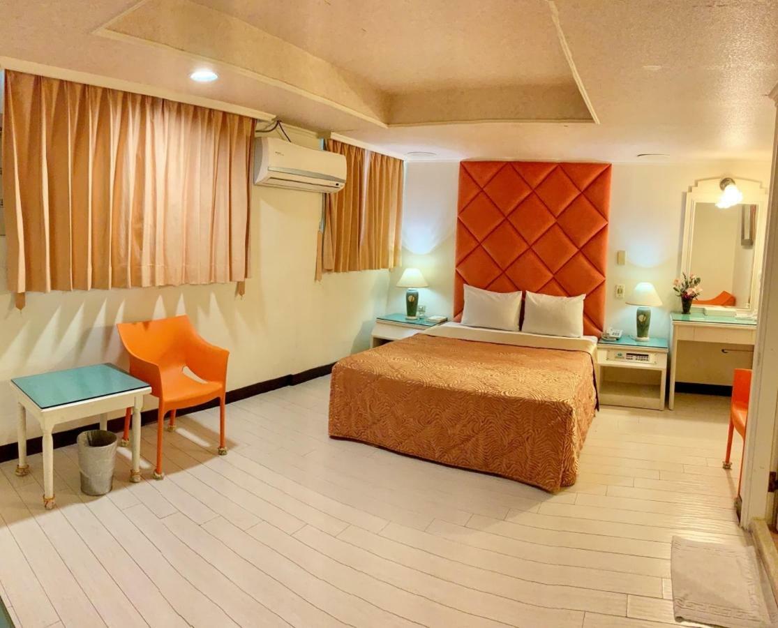 Athens Hotel Тайджун Екстериор снимка