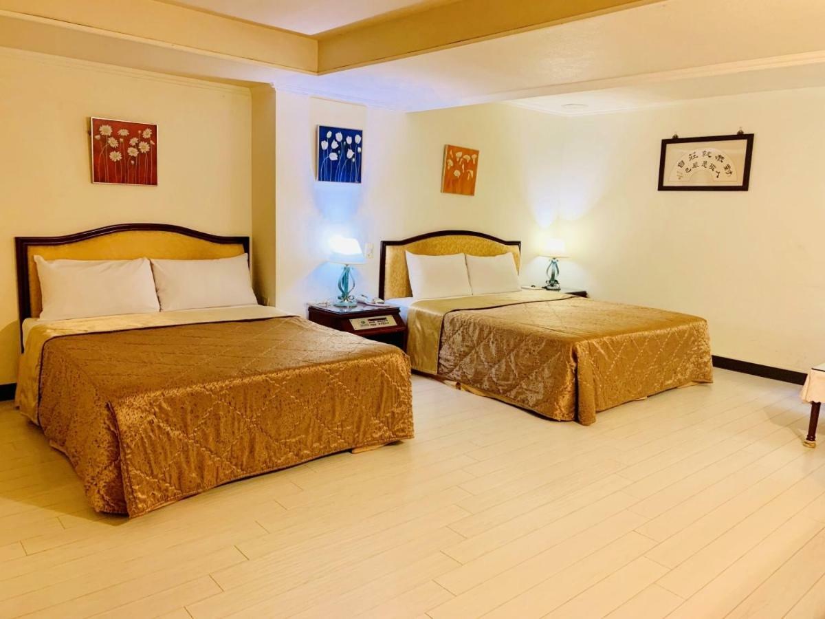 Athens Hotel Тайджун Екстериор снимка